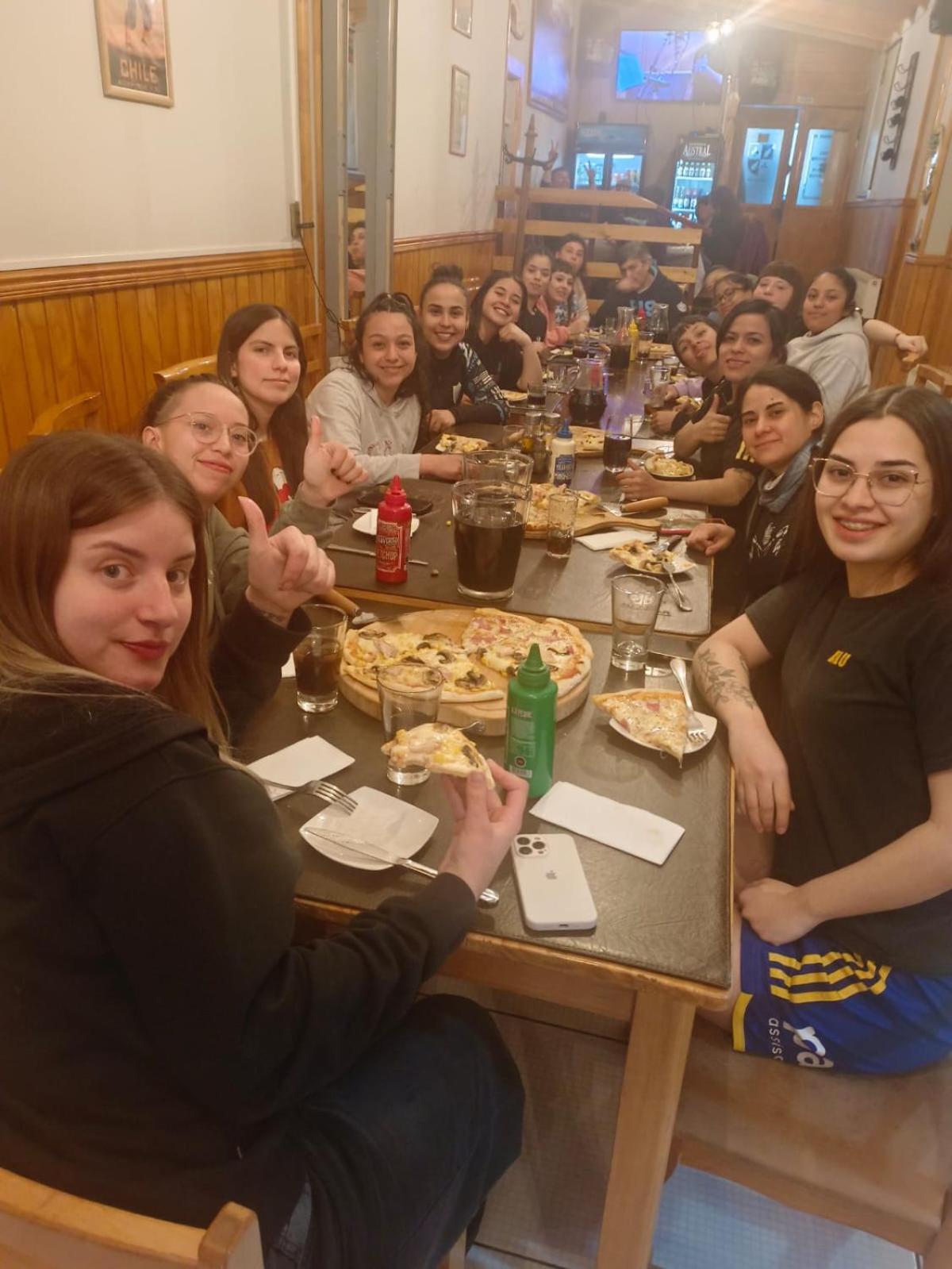 Hostal Alcazar Puerto Natales Buitenkant foto